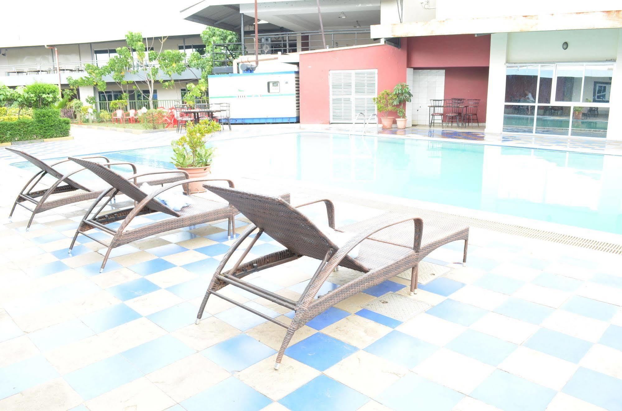 Royal City Dubai Complex קיסומו מראה חיצוני תמונה