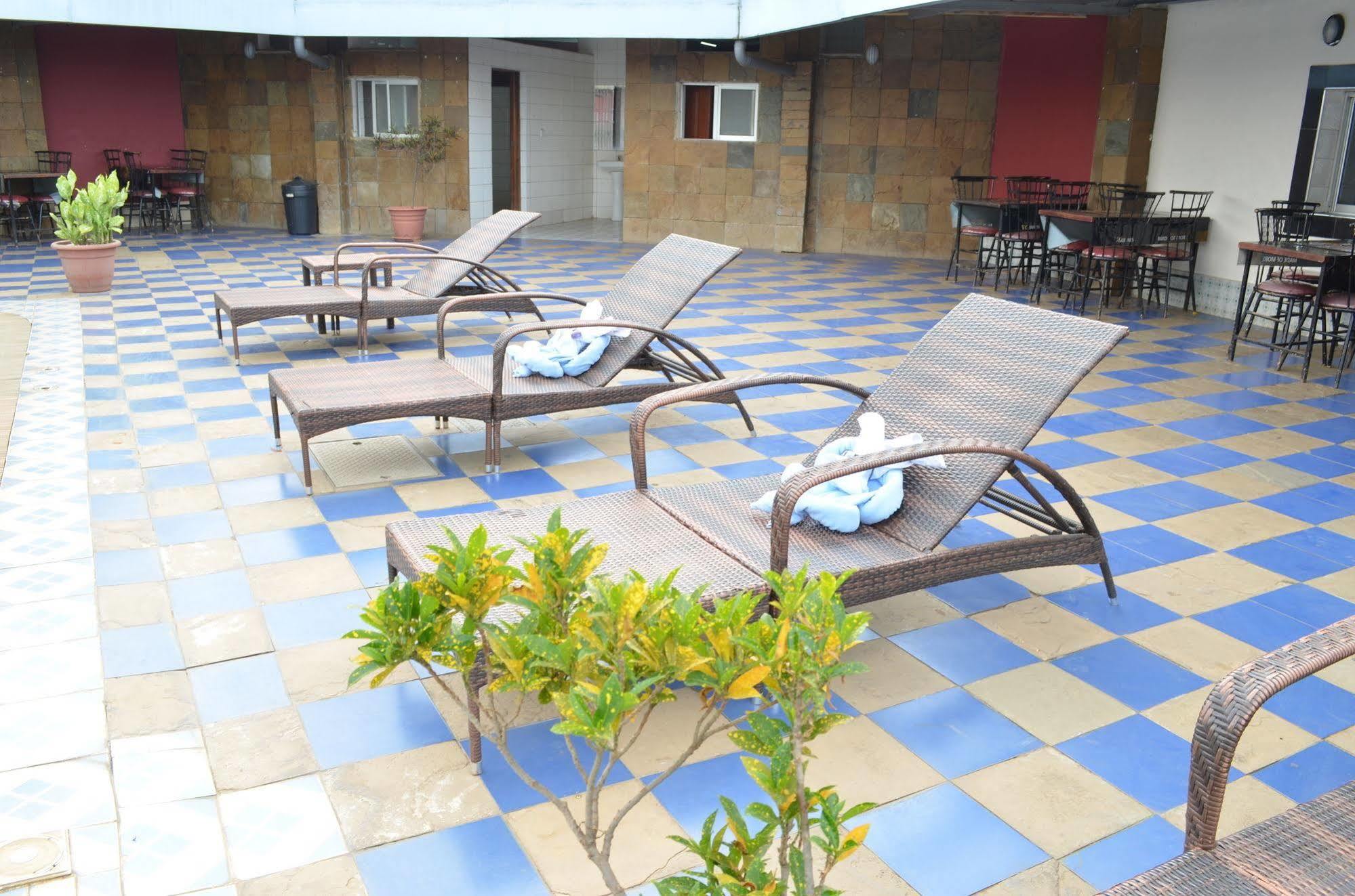 Royal City Dubai Complex קיסומו מראה חיצוני תמונה